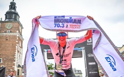 Królewski triathlon w Krakowie. Kacper Stępniak obronił tytuł i zwyciężył  Enea IRONMAN 70.3 Kraków. Wśród kobiet najszybsza była Nikki Bartlett z Wielkiej Brytanii